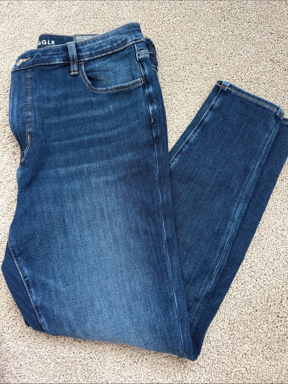 🆕 American Eagle Outfitters Dream Stretch Super High Rise jegging